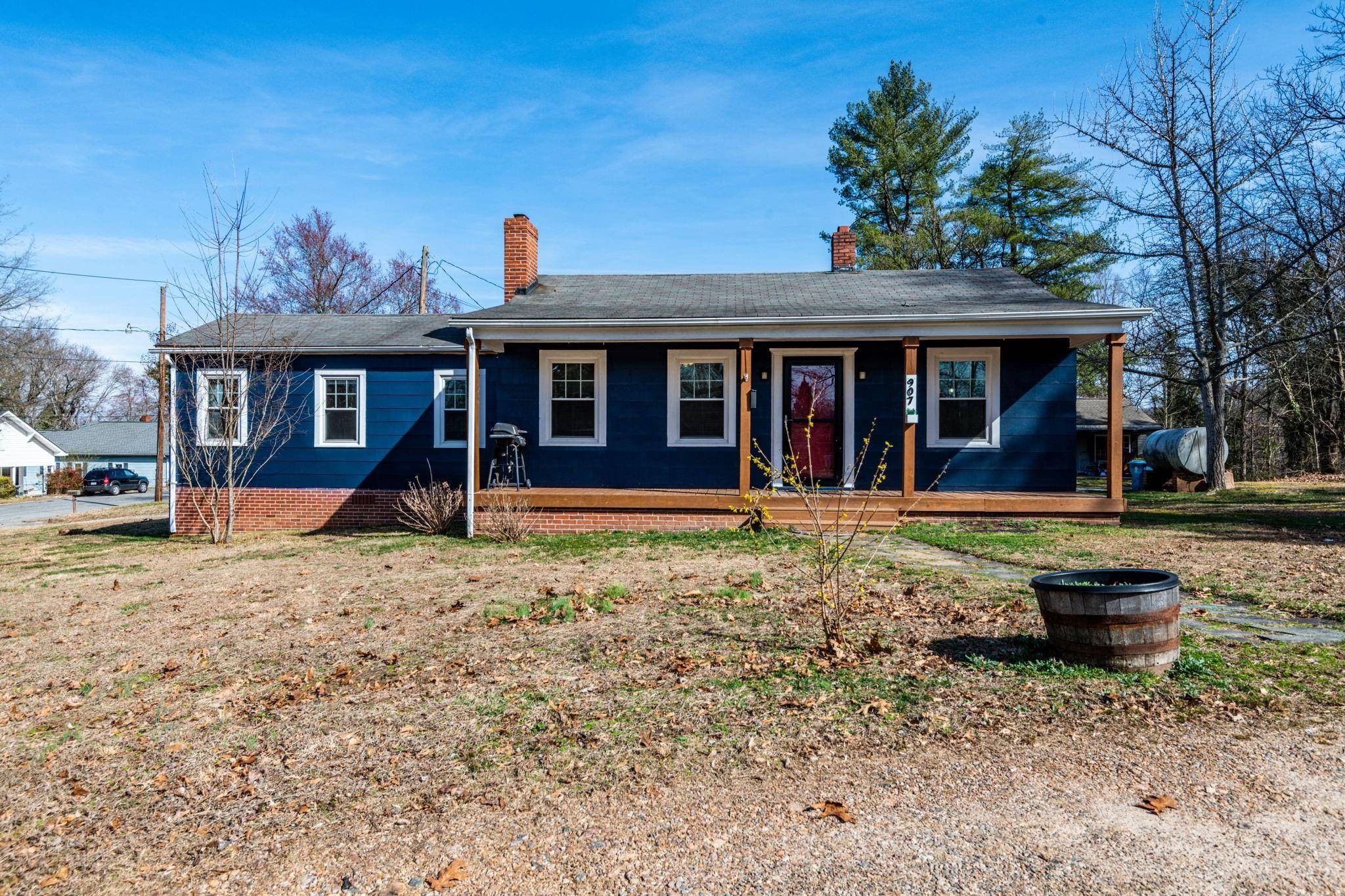 Valdese, NC 28690,907 Carolina ST SE