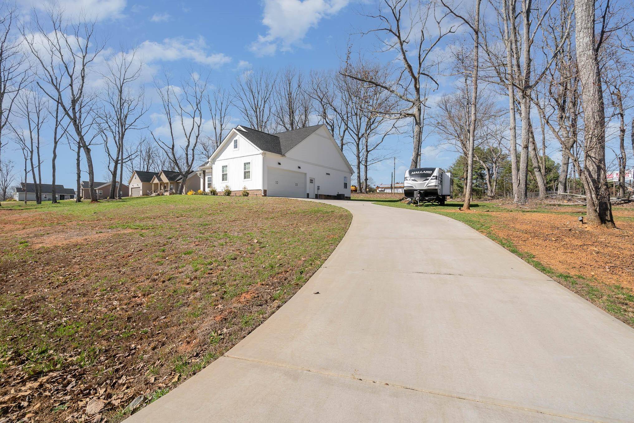 Maiden, NC 28650,1747 Ivey CT