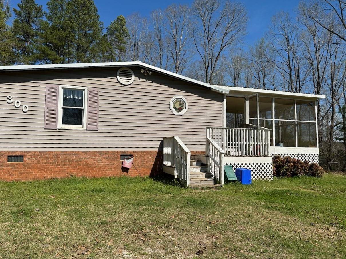 Mcconnells, SC 29726,300 Canadian DR