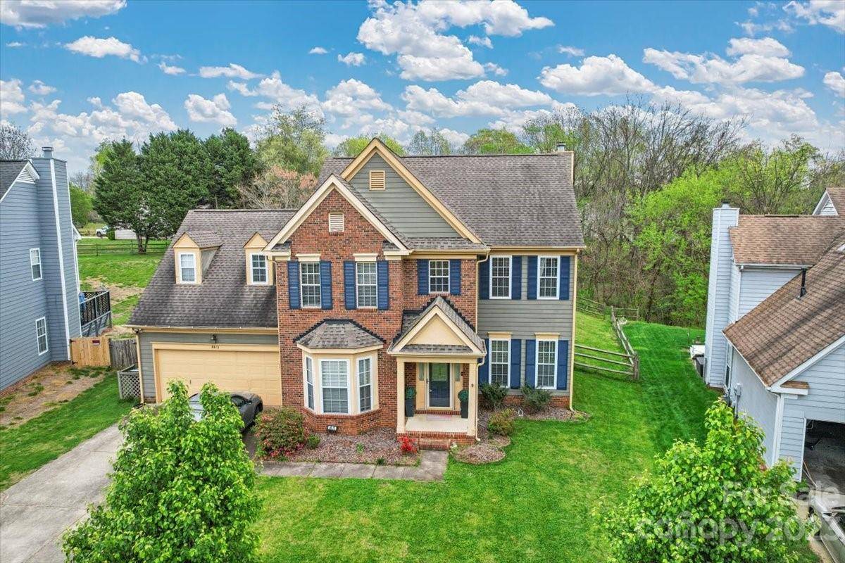 Matthews, NC 28105,8813 Elkins Park DR