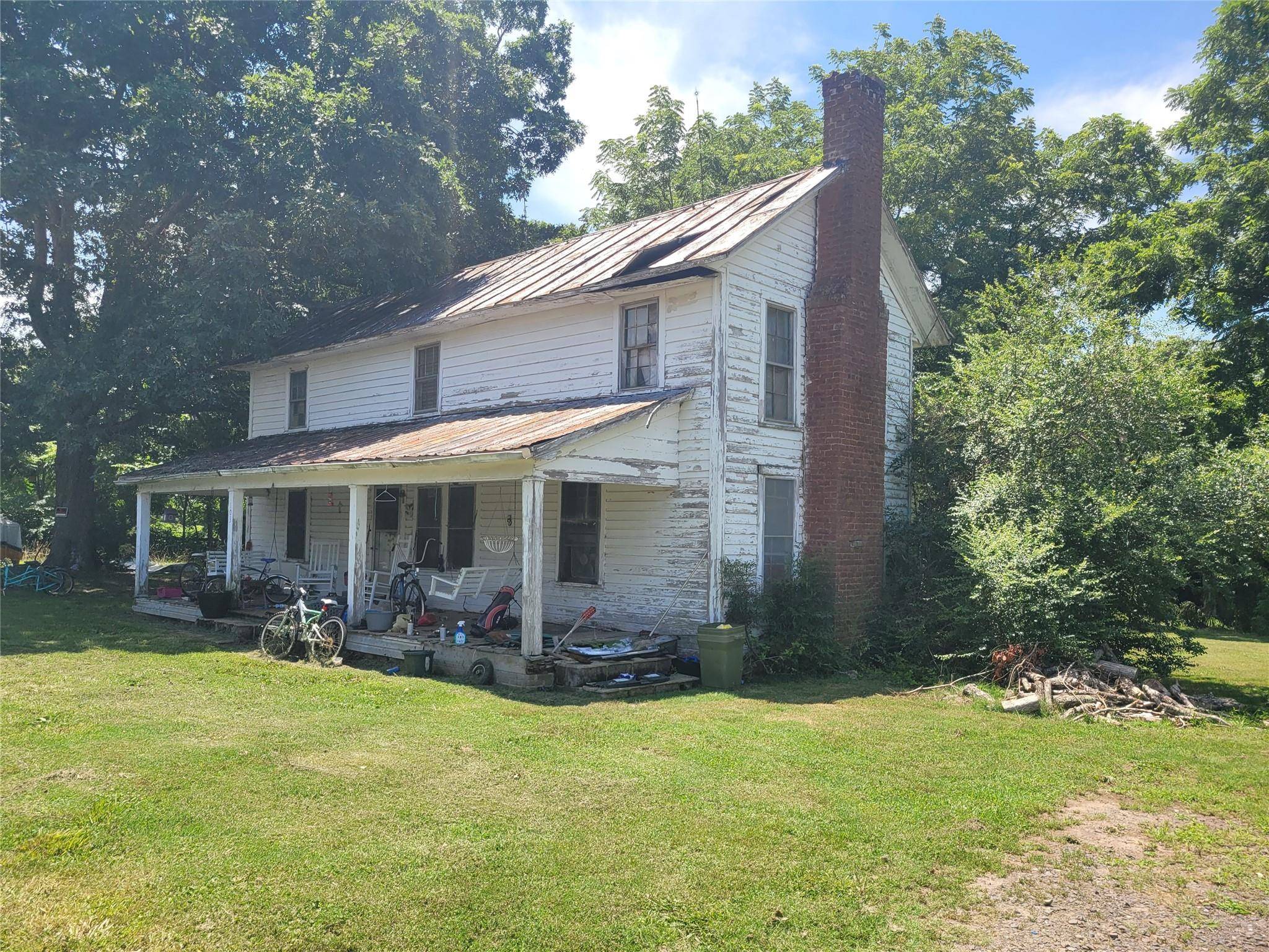 Harmony, NC 28634,103 Little Wilkesboro RD