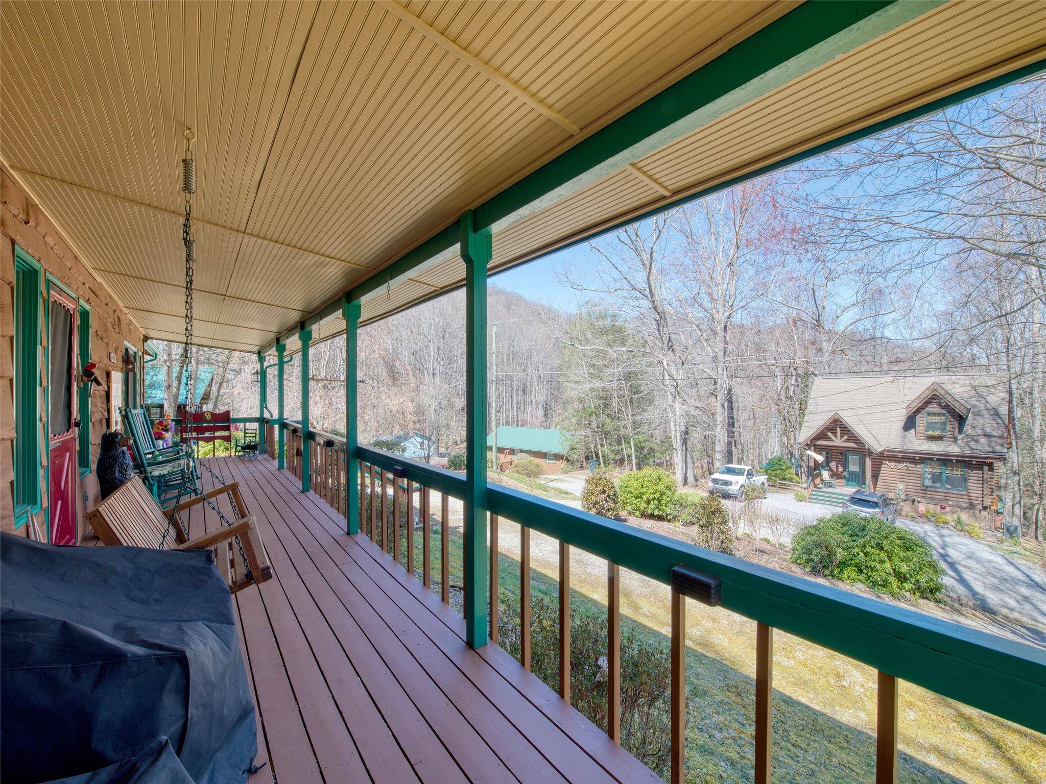 Maggie Valley, NC 28751,29 Robin Hood LN