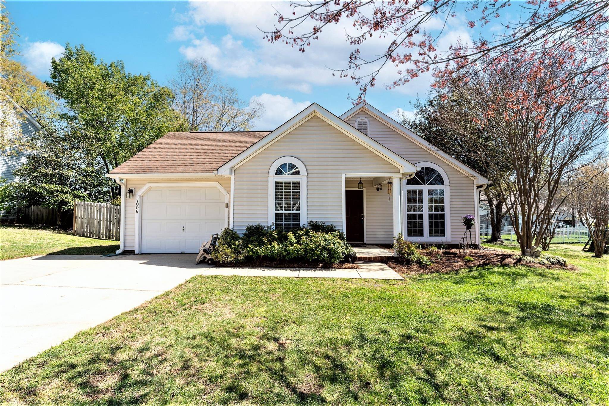 Matthews, NC 28104,7006 Copeland CT