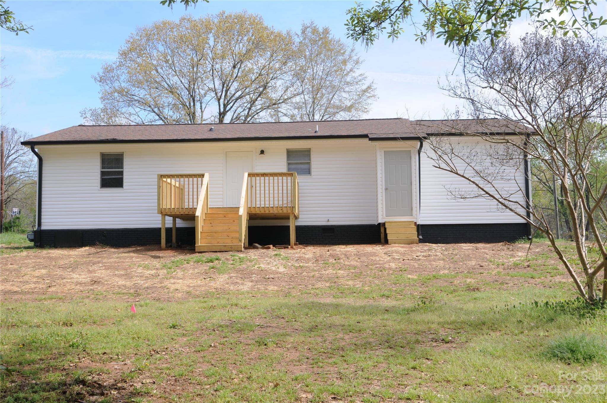 Shelby, NC 28152,2124 Cameo DR