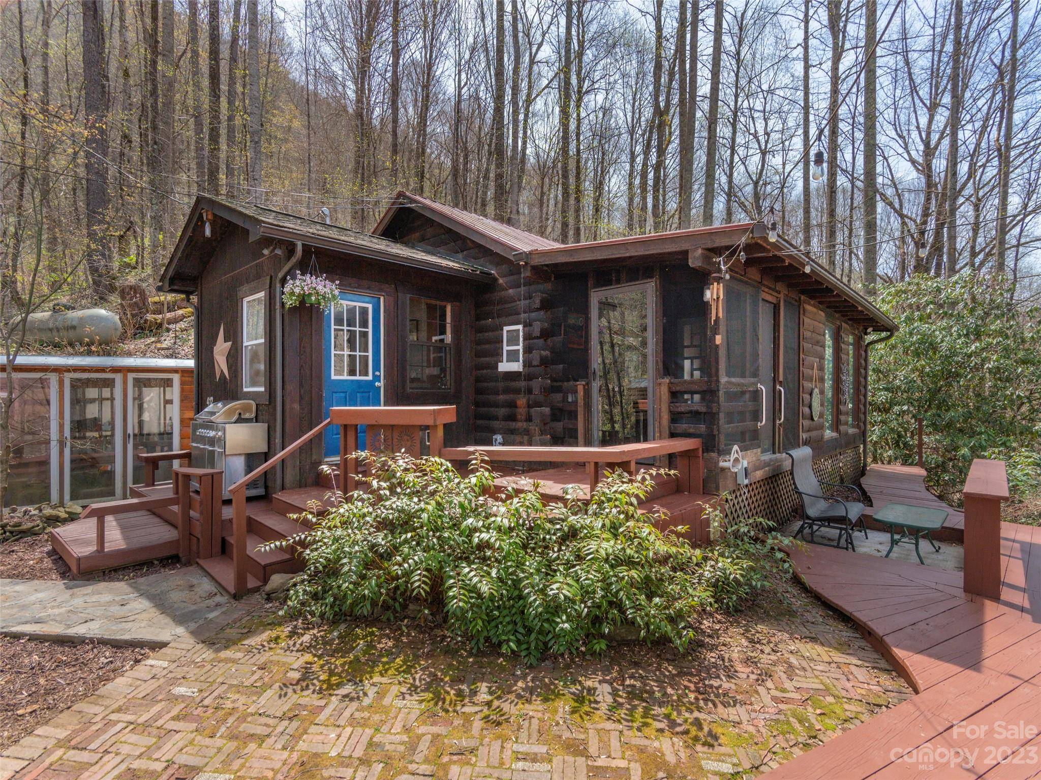 Maggie Valley, NC 28751,412 Soco Acres RD