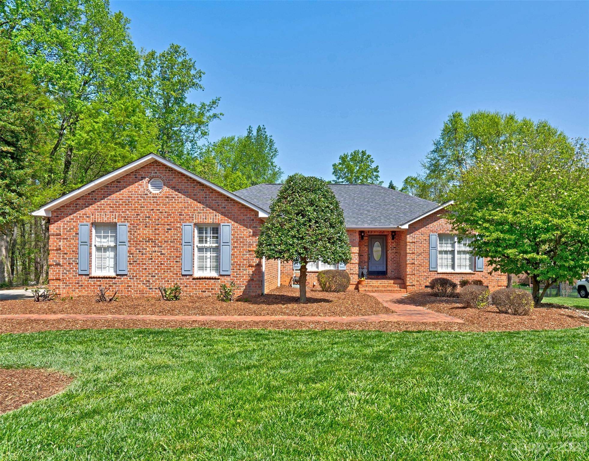 Kings Mountain, NC 28086,708 Oakland ST