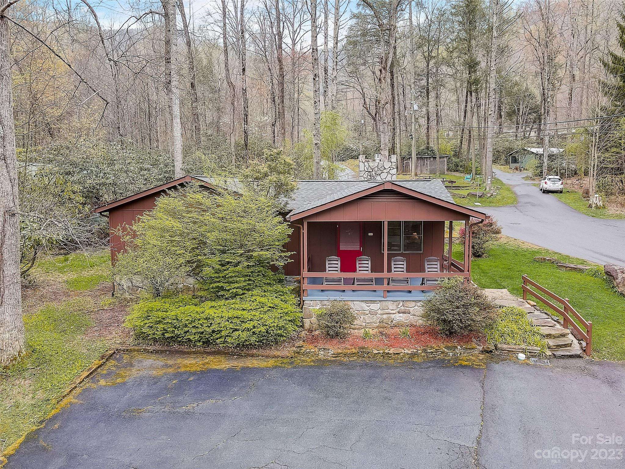 Maggie Valley, NC 28751,277 Twinbrook LN