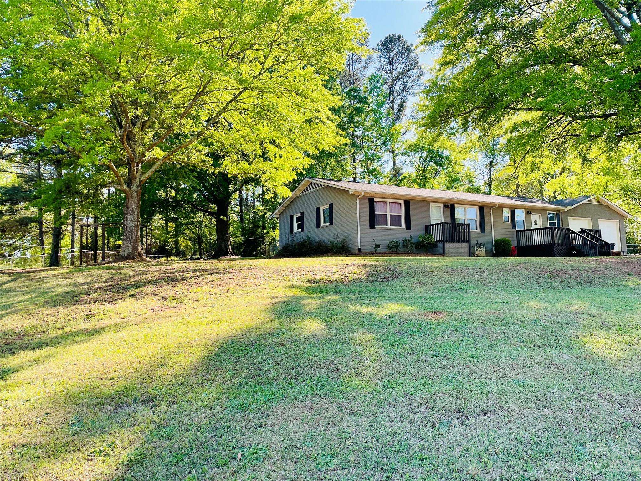 Sharon, SC 29742,3807 Woodlawn ST