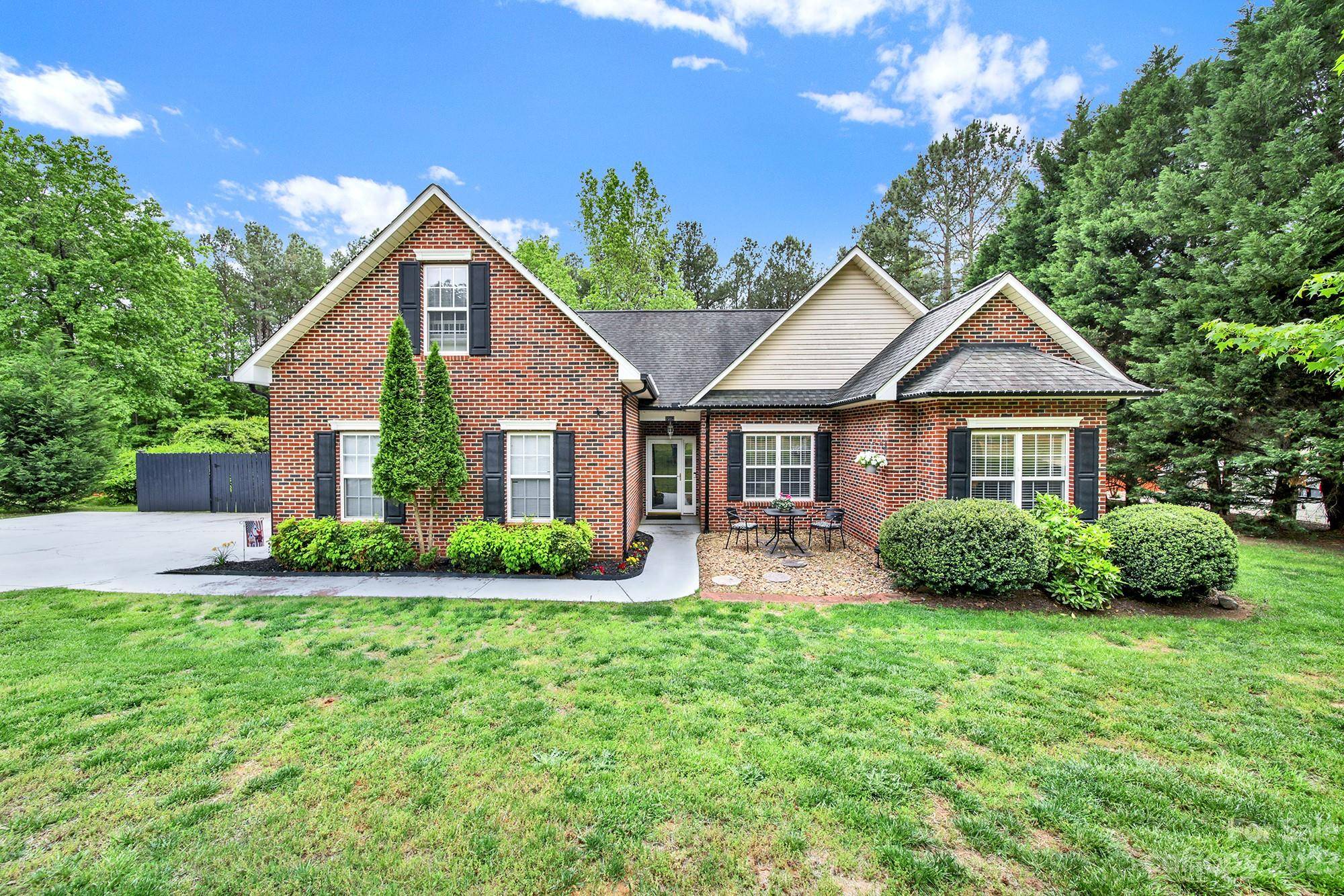 Denver, NC 28037,7082 Pine Ridge DR