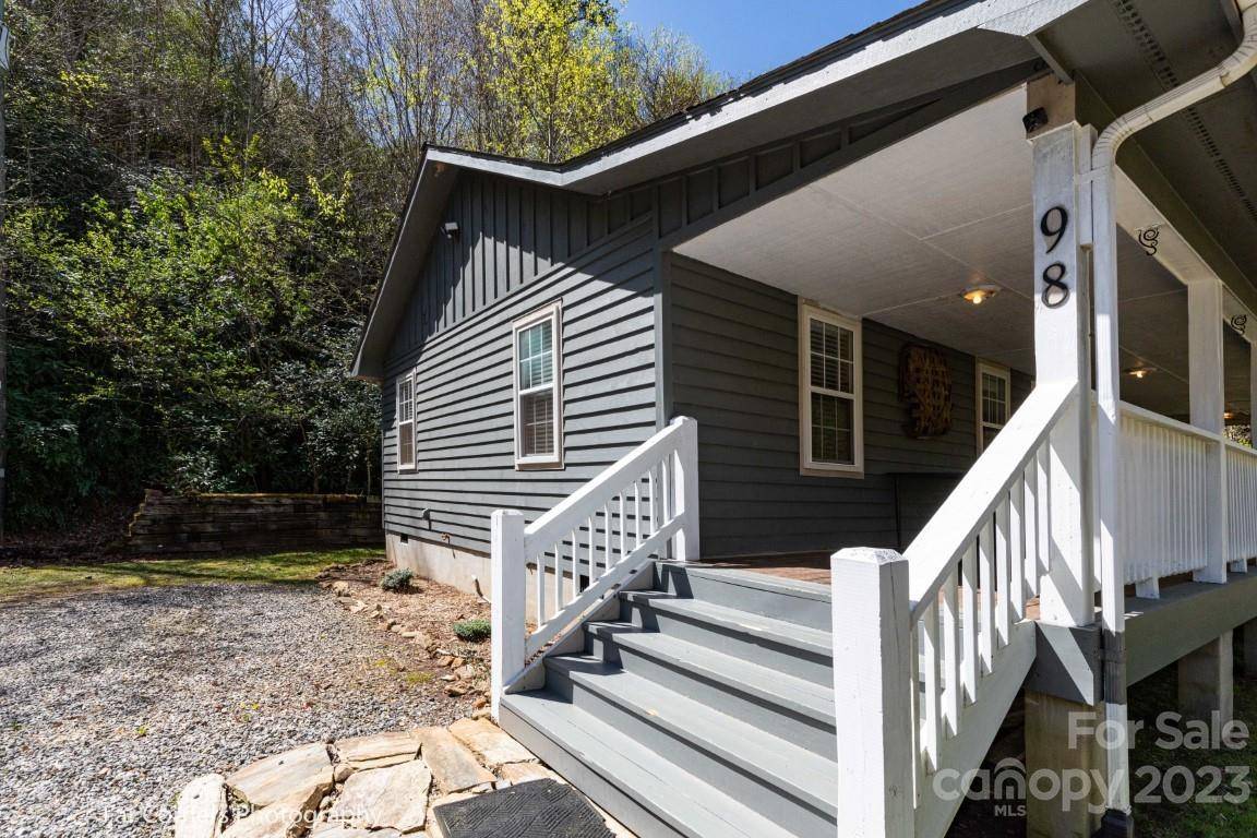 Sylva, NC 28779,98 Country Creek DR