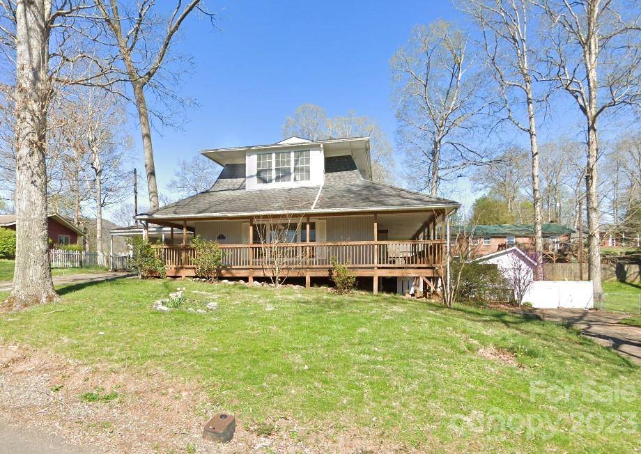 Clyde, NC 28721,170 Oak Park DR