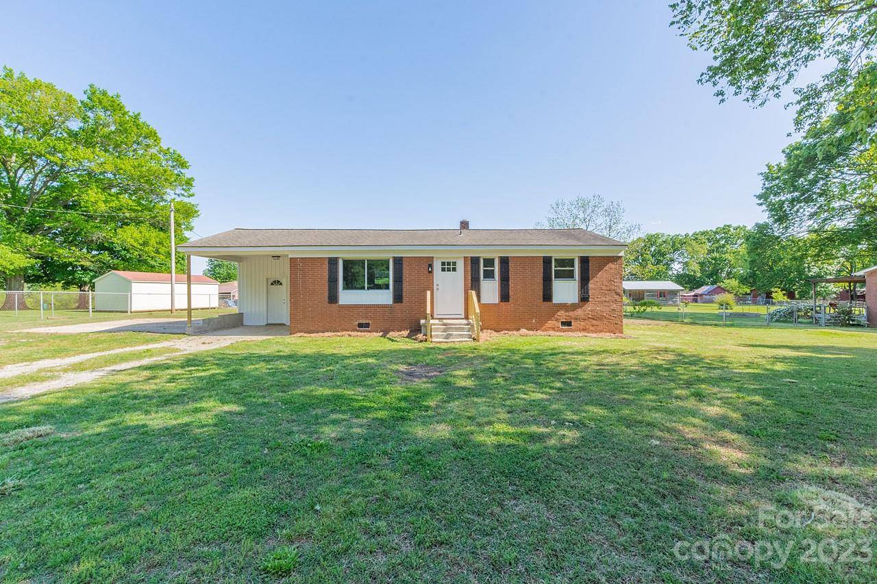 Lexington, NC 27295,157 Front ST #12