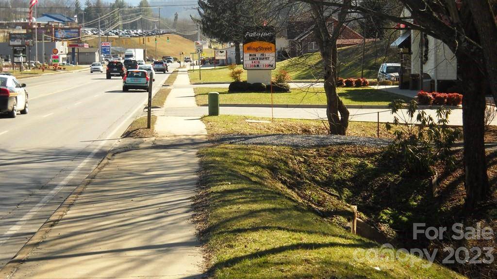 Sylva, NC 28779,1414 East Main ST