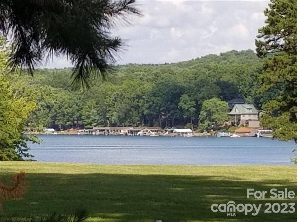 Badin Lake, NC 28127,118 Gatlin Knoll #10