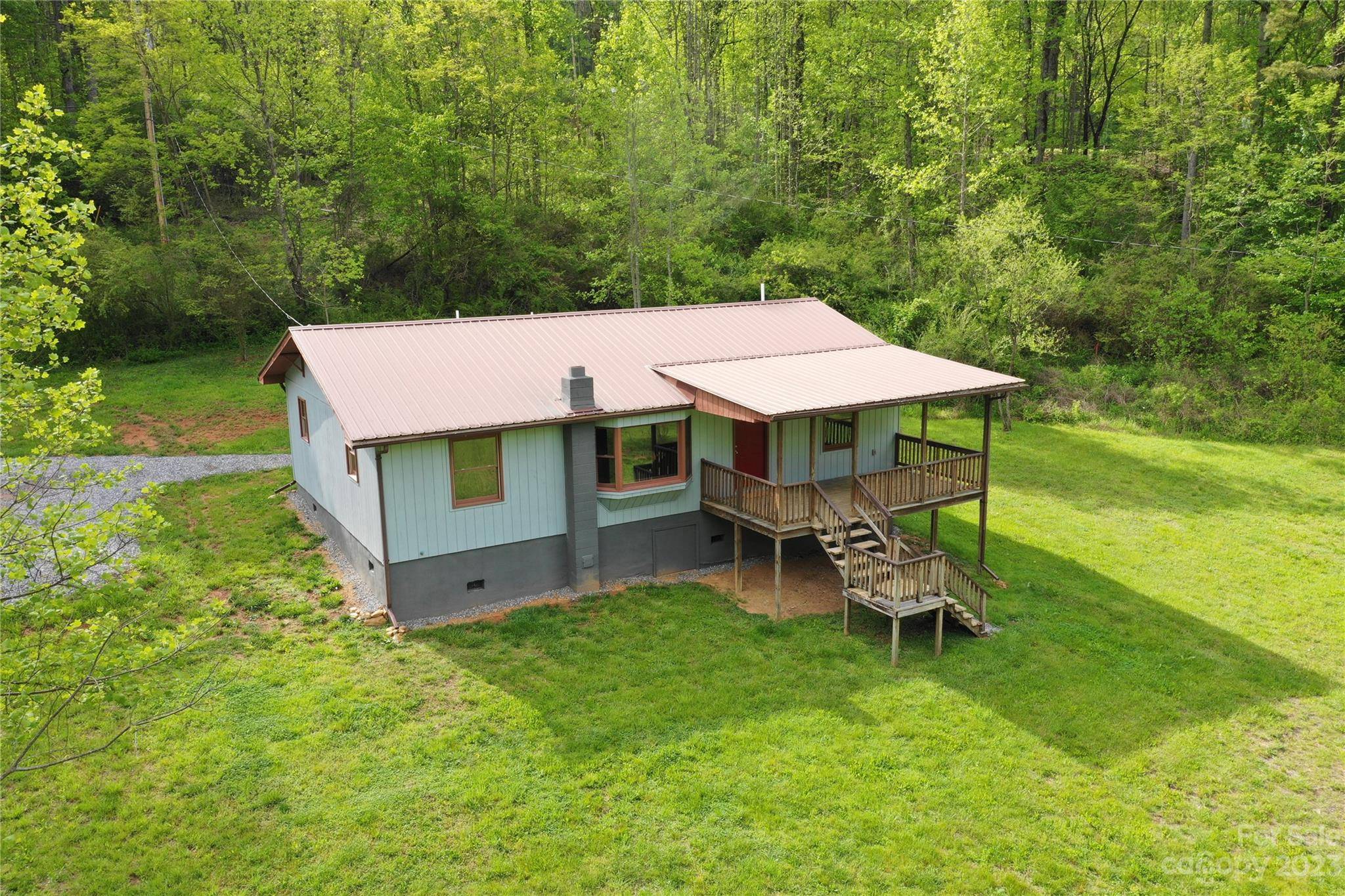 Sylva, NC 28779,333 Leatherwood RD