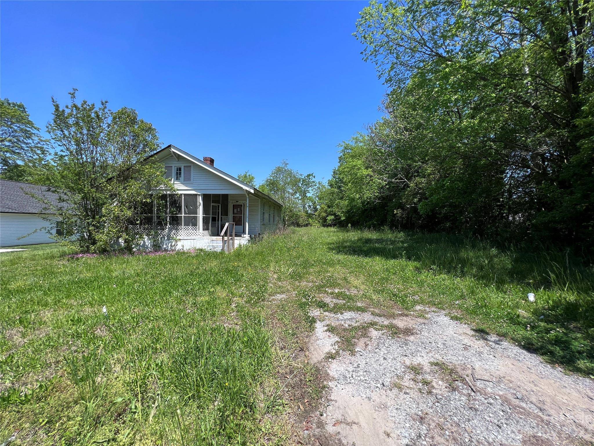 Clover, SC 29710,102 Stanton ST