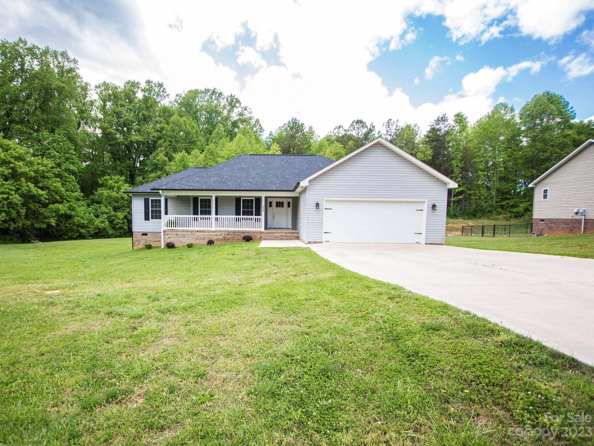 Cherryville, NC 28021,301 Delview DR