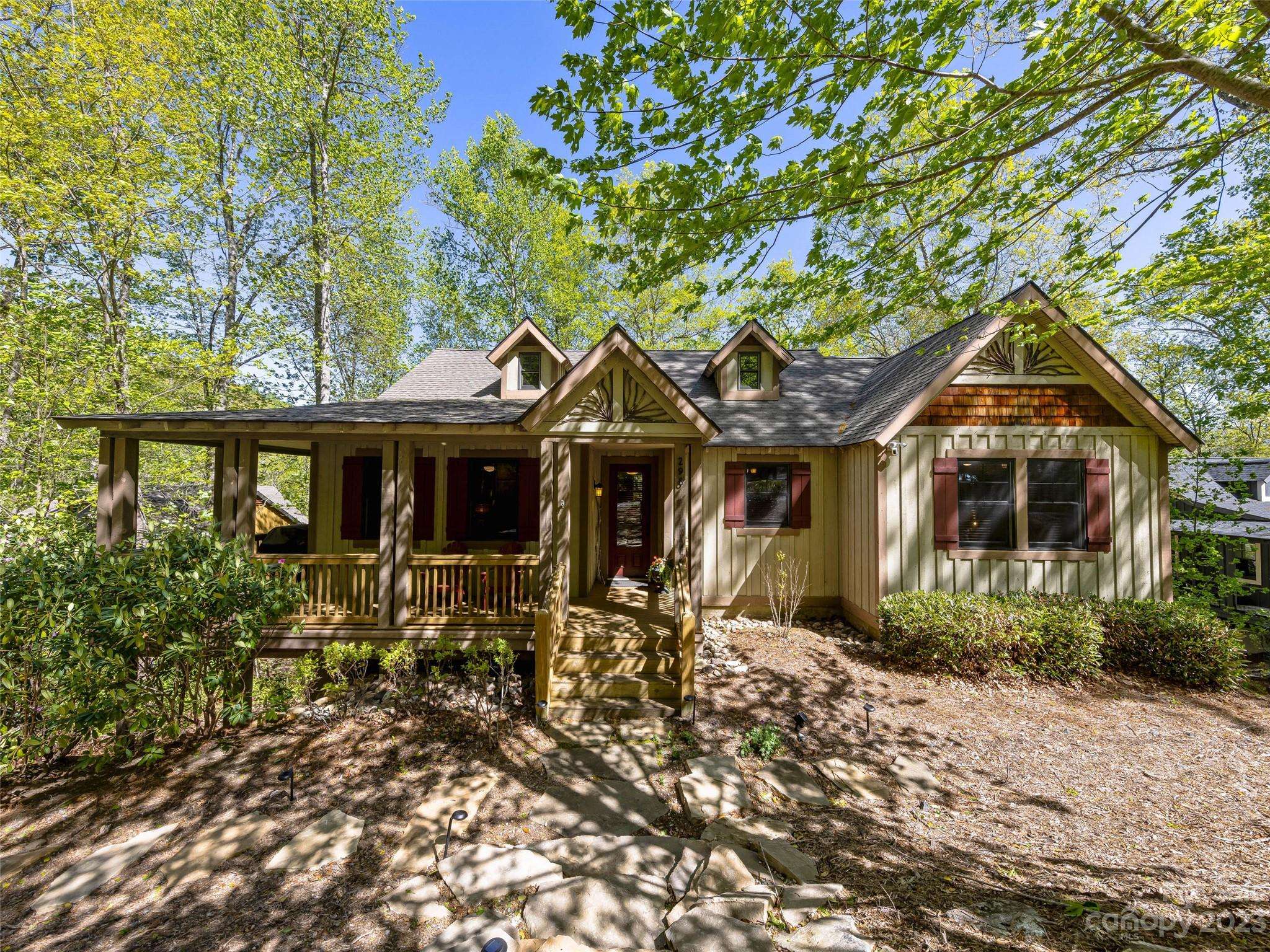 Tuckasegee, NC 28783,298 Hedgewood DR