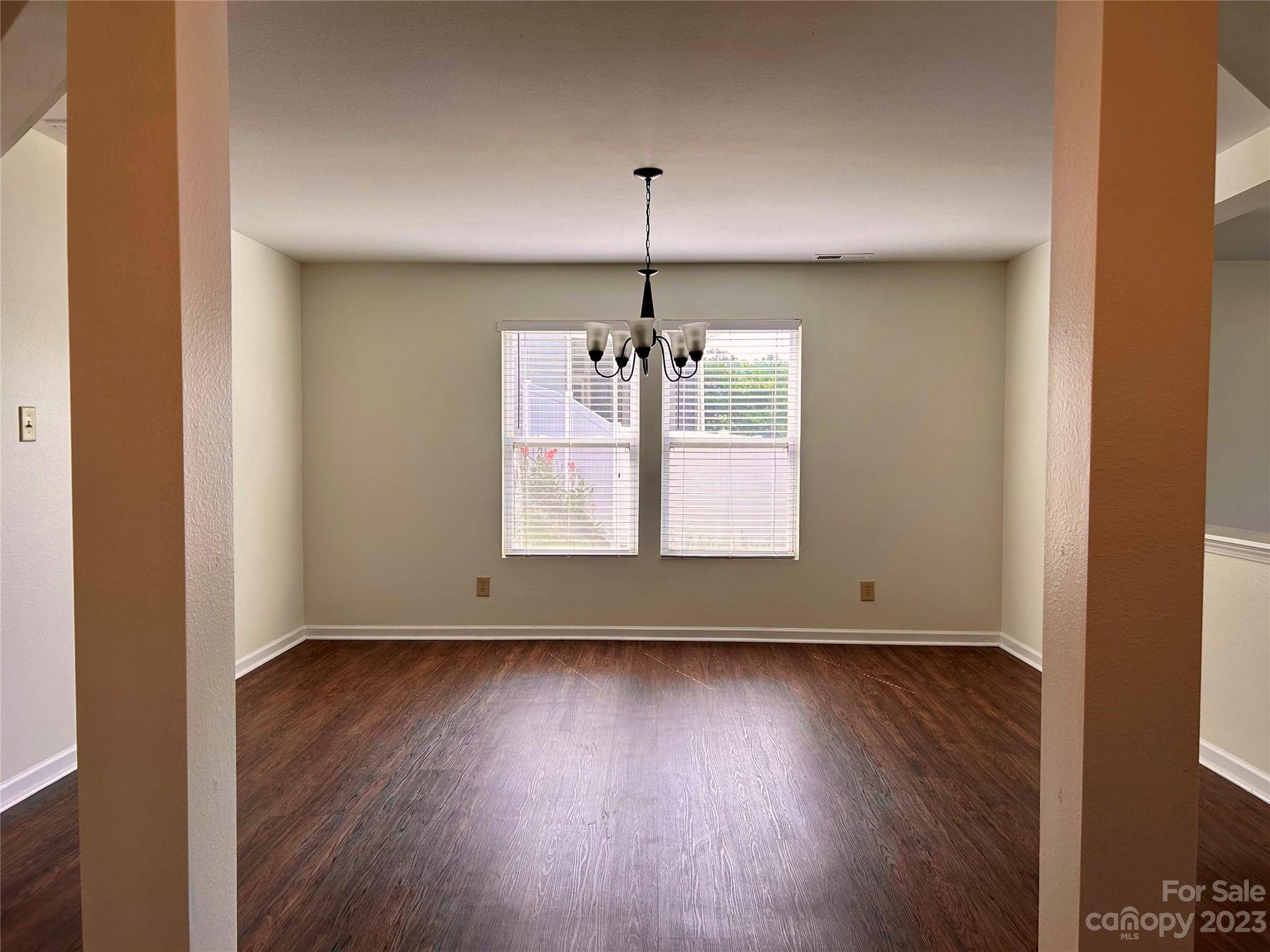 Charlotte, NC 28216,3244 Bamburgh CT