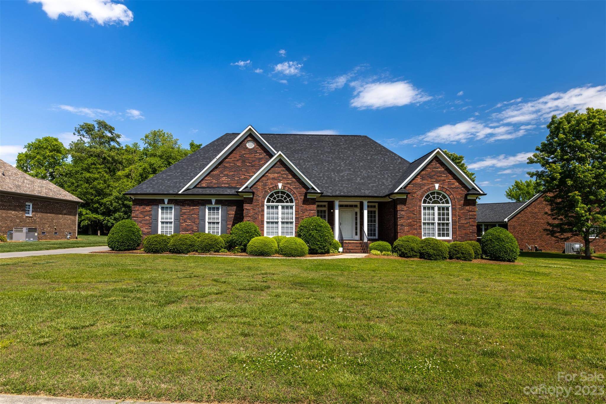 Harrisburg, NC 28075,3667 Charolais LN