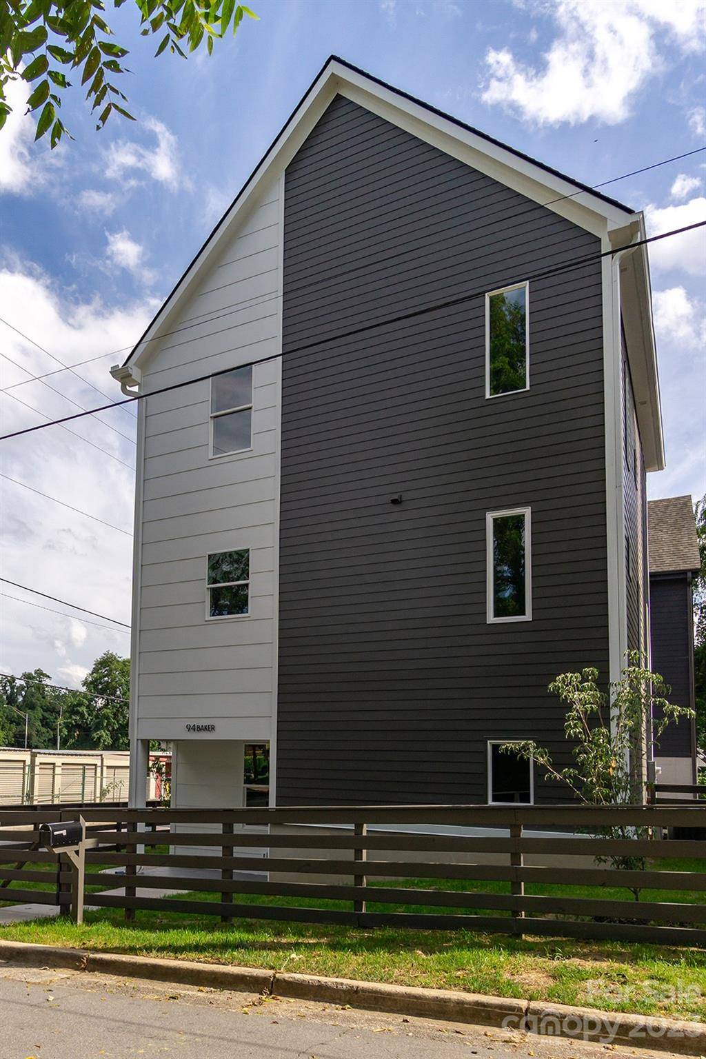 Asheville, NC 28806,94 Baker AVE