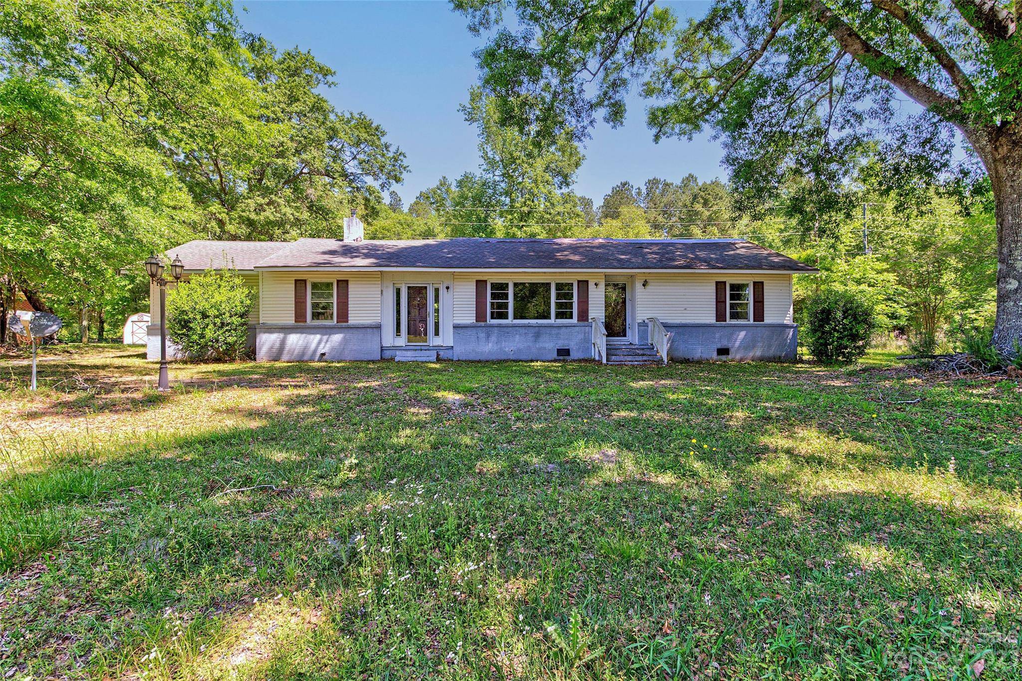 Riegelwood, NC 28456,251 Old 87 RD