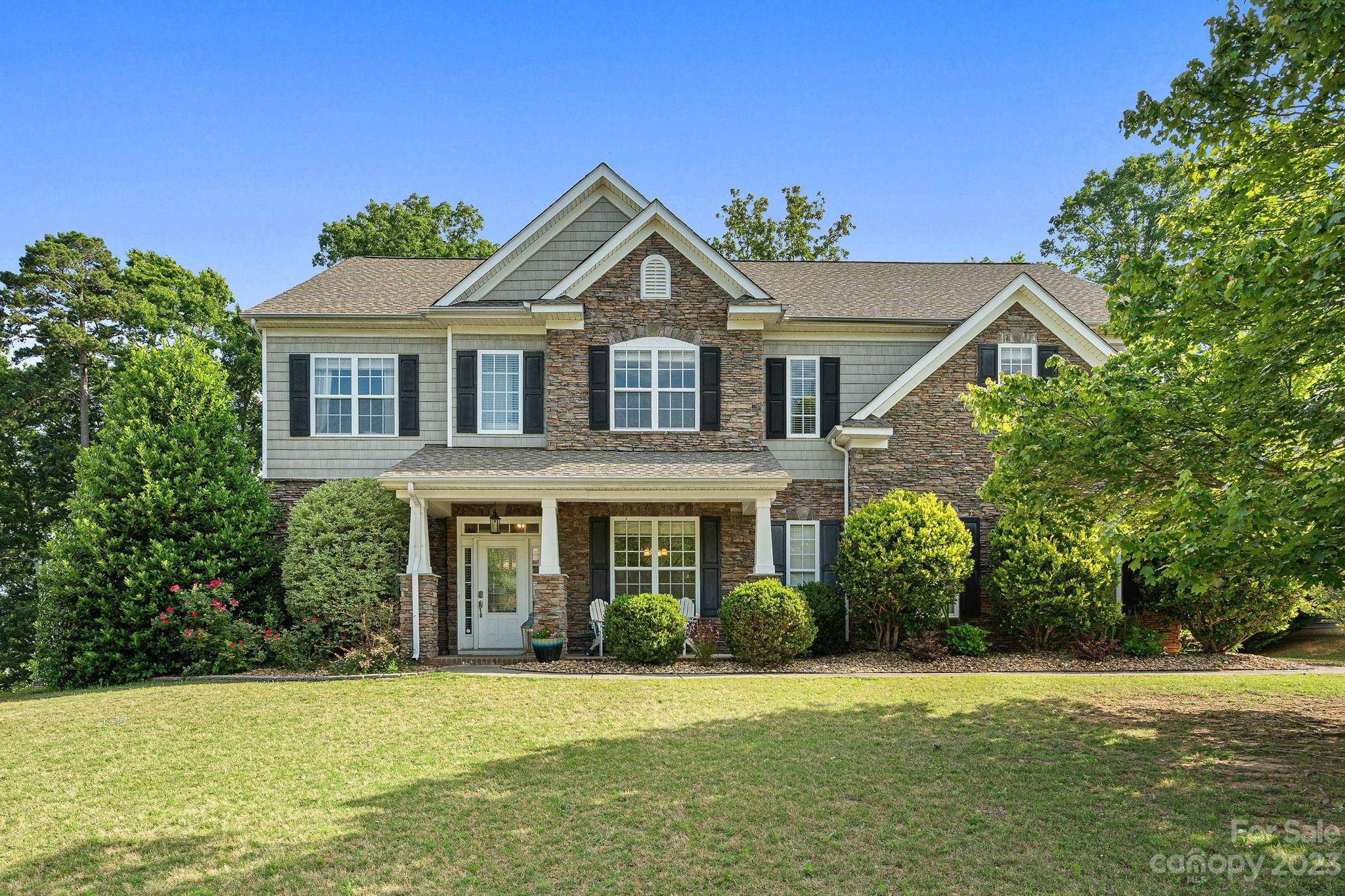 Waxhaw, NC 28173,404 Palmerston LN