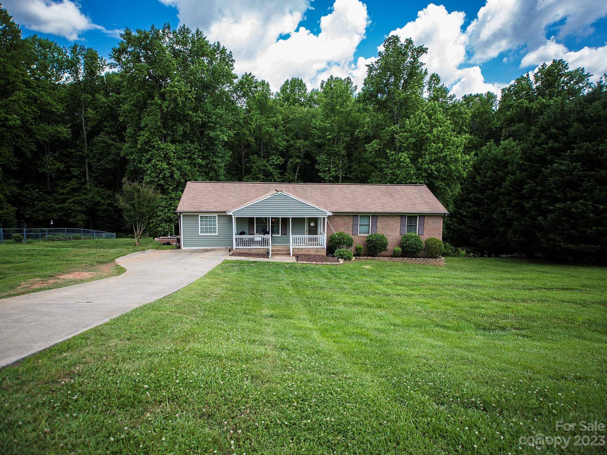 Kings Mountain, NC 28086,129 Colony DR