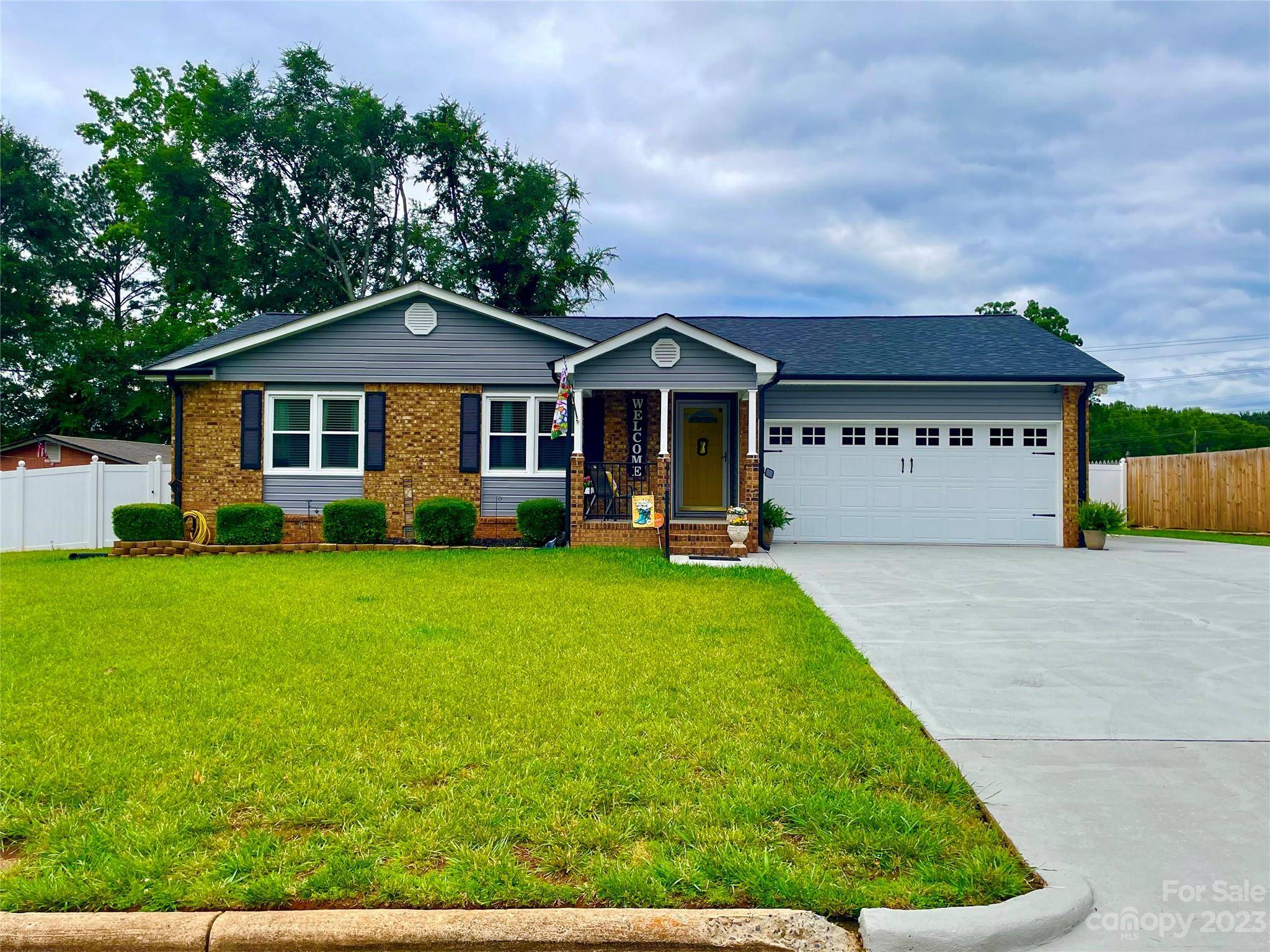 Gastonia, NC 28052,2638 Castle Hill RD