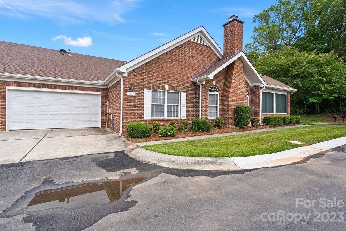 Charlotte, NC 28277,9039 Grand Oak DR