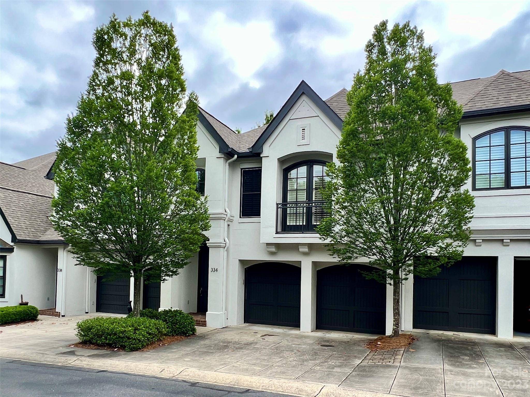 Charlotte, NC 28211,334 Wendover Heights CIR