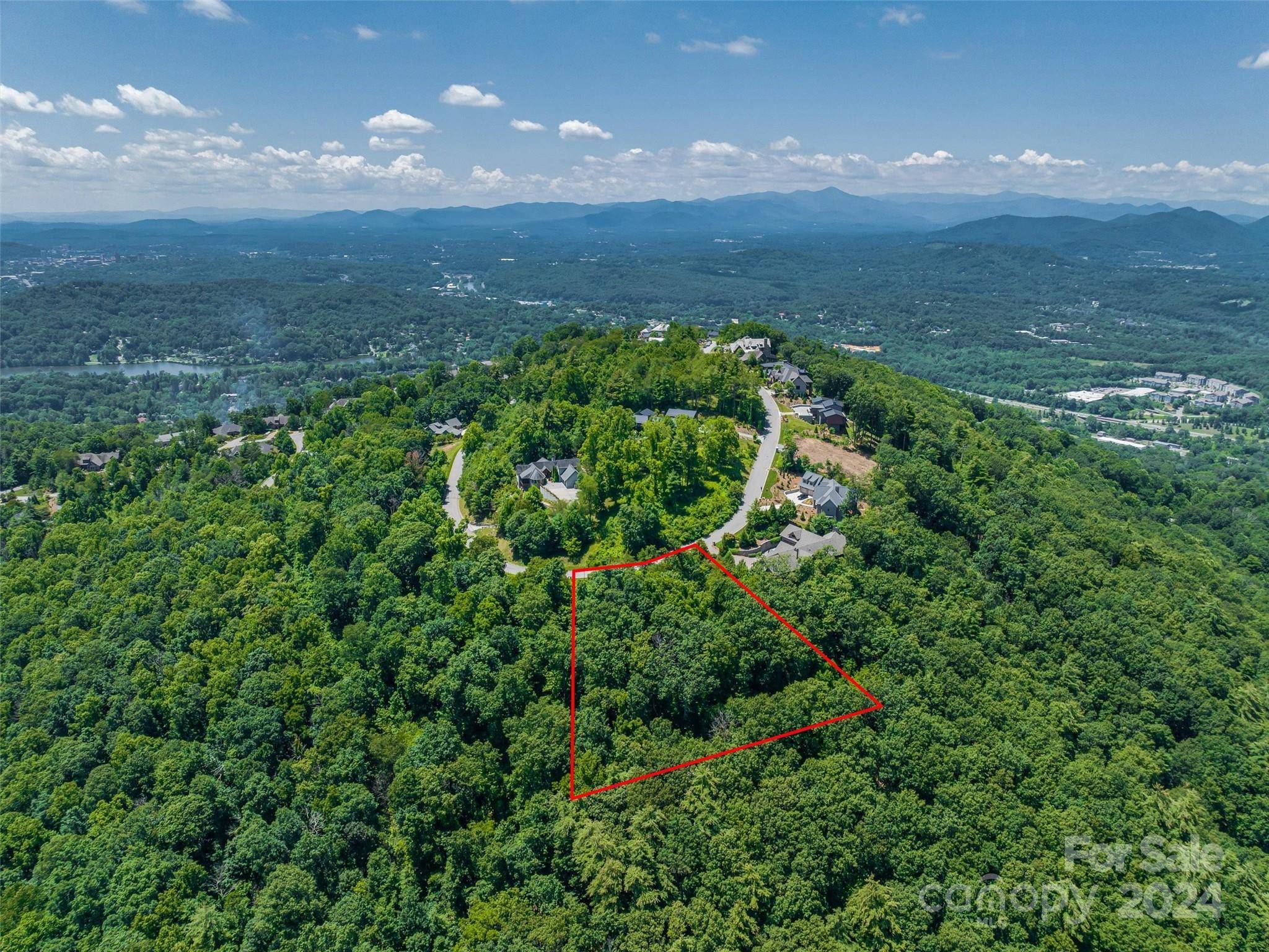 Asheville, NC 28804,124 Summit Tower CIR