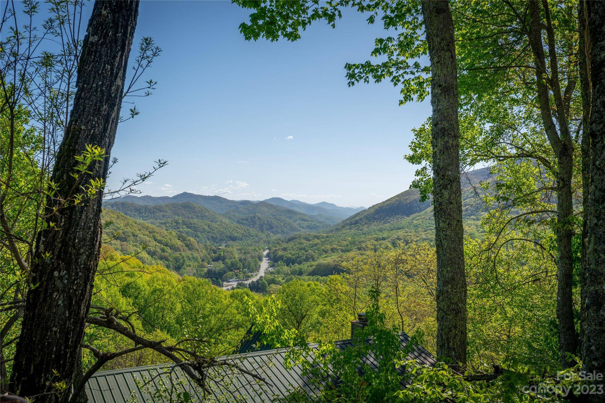 Maggie Valley, NC 28751,200 Kings RDG