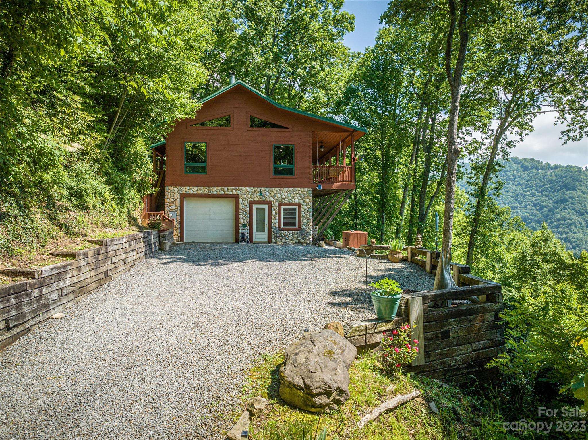 Maggie Valley, NC 28751,53 Southern Comfort LN