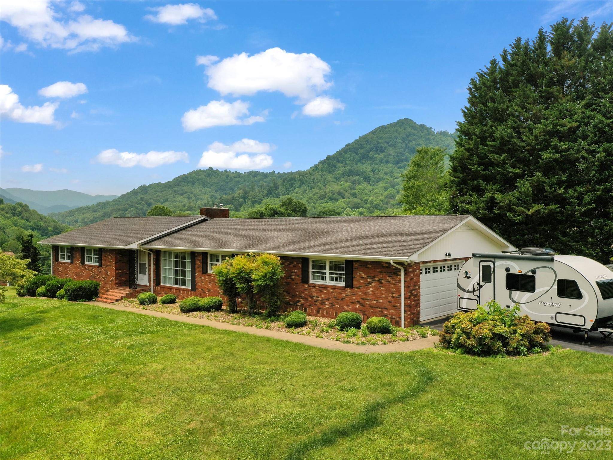 Waynesville, NC 28785,428 Ivy Hill DR