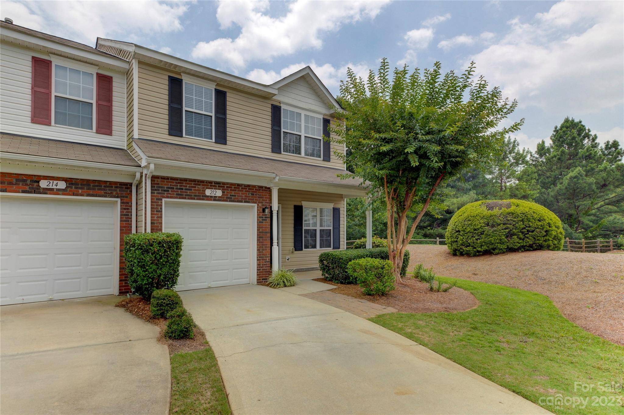 Fort Mill, SC 29715,212 Tail Race LN #6324