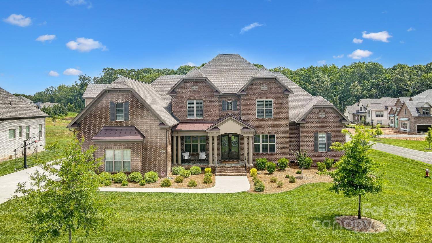 Matthews, NC 28104,721 Farmer Mill LN