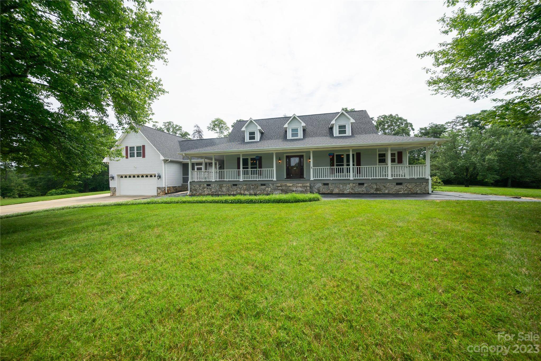 Statesville, NC 28677,240 Spring Meadows LN