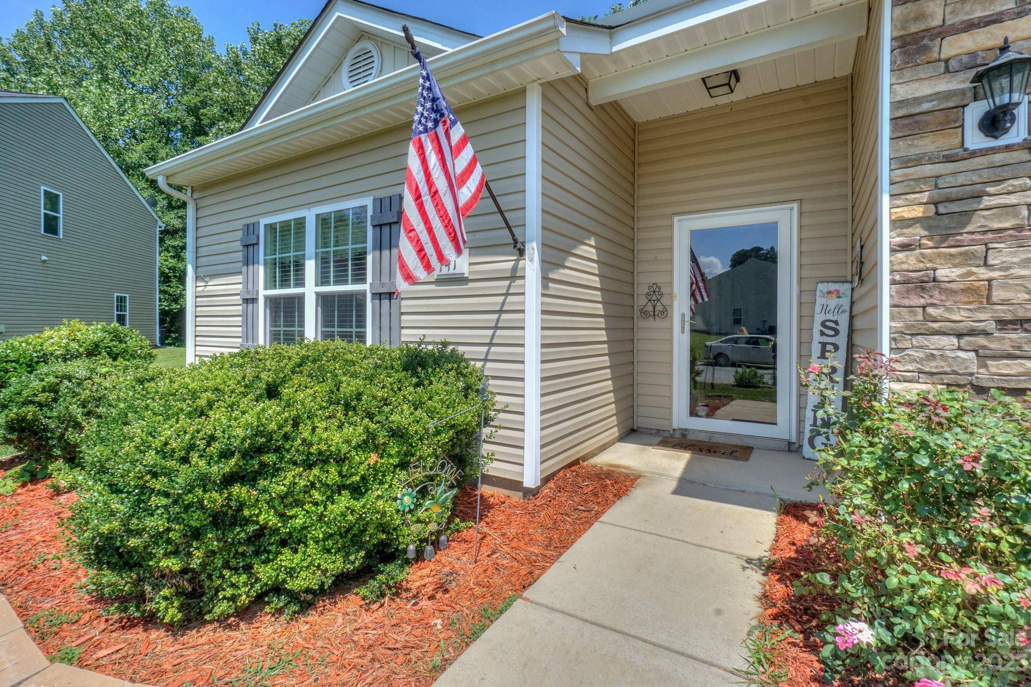 Mount Holly, NC 28120,141 Woodbridge CIR #27A