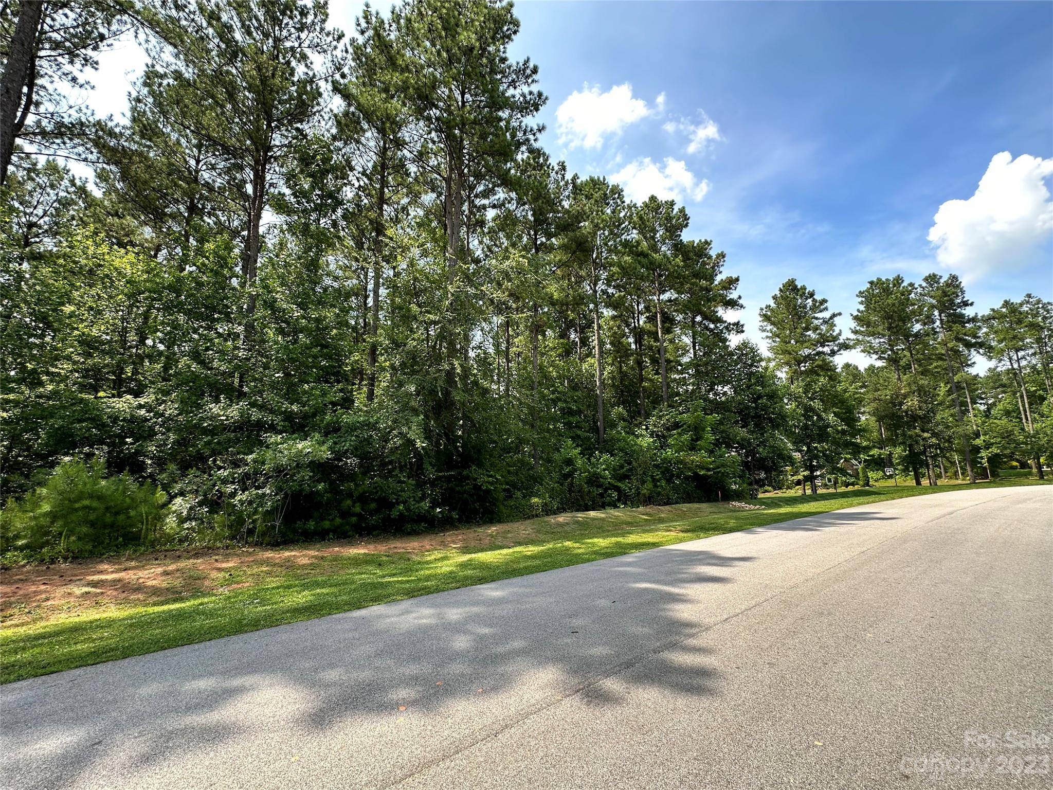 Clover, SC 29710,1042 Ledge Wood LN