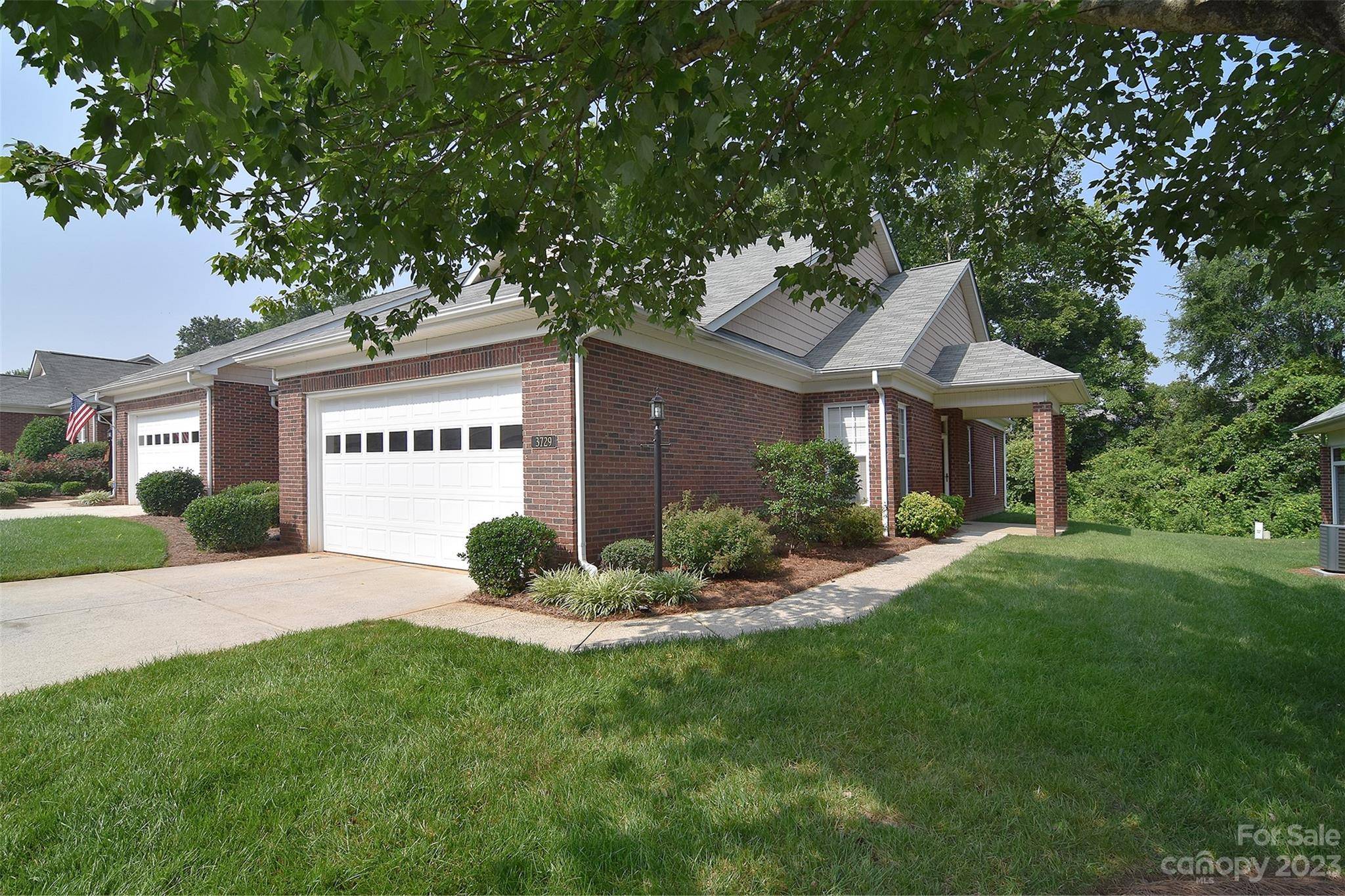 Matthews, NC 28105,3729 Oak View CT