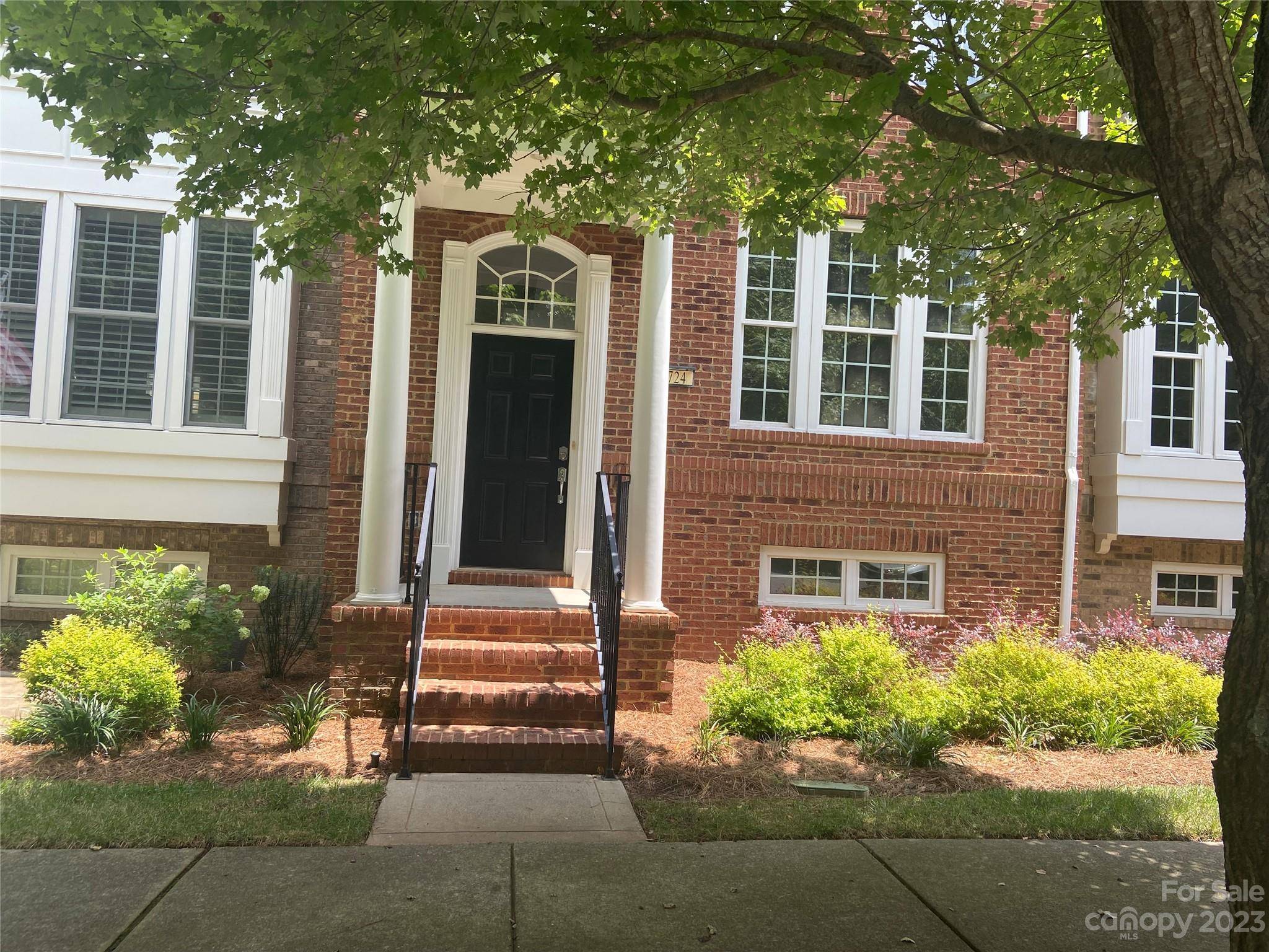 Fort Mill, SC 29708,724 Passage DR