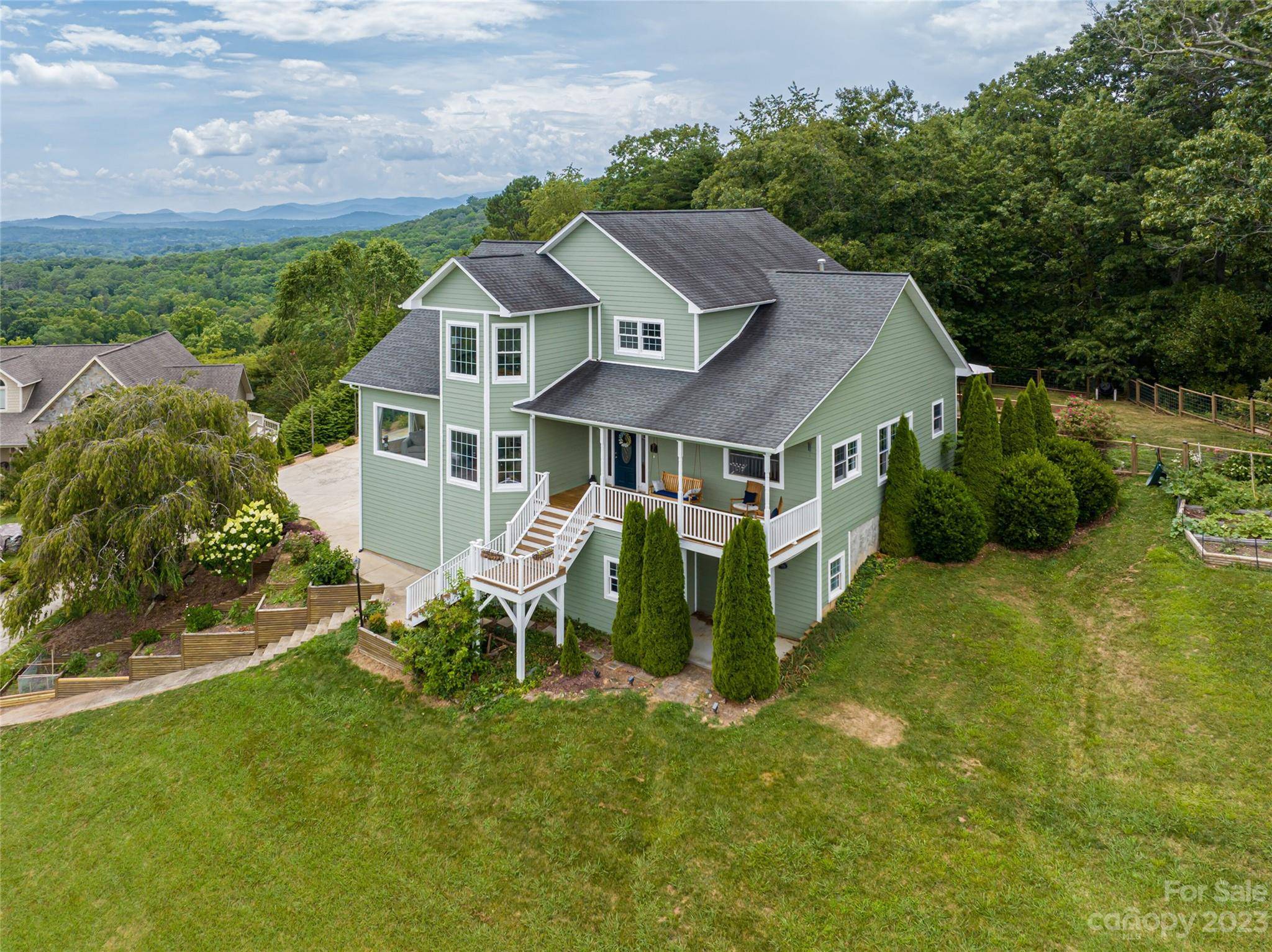 Asheville, NC 28805,35 Clear Vista DR