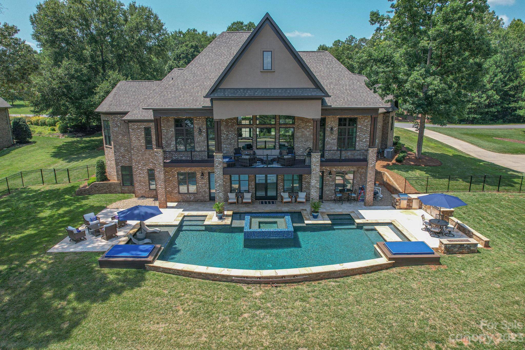 Lake Wylie, SC 29710,344 Stone Cliff LN