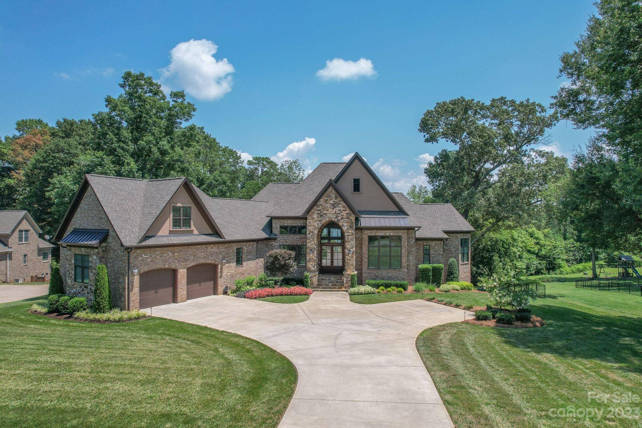 Lake Wylie, SC 29710,344 Stone Cliff LN