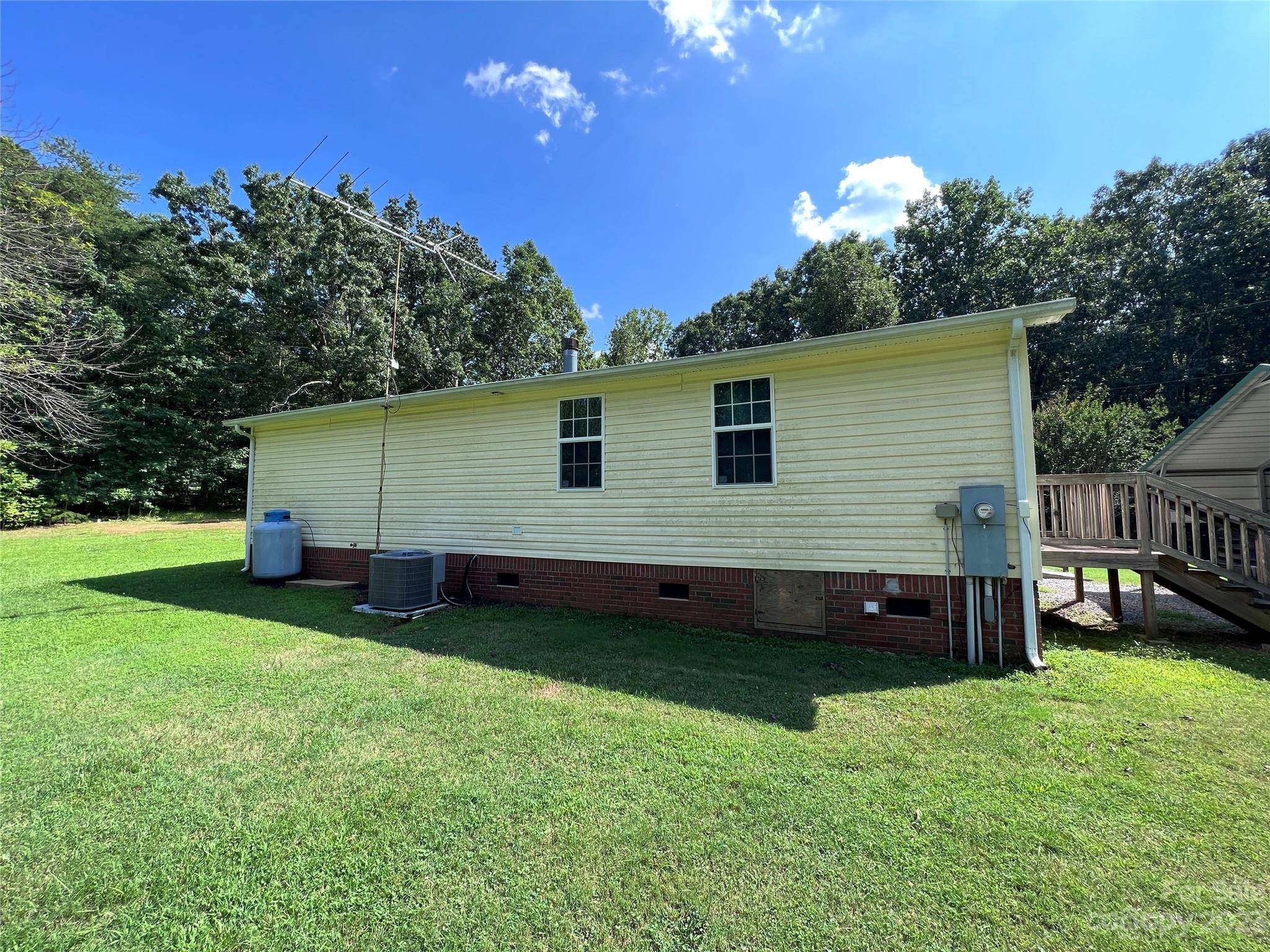 Bostic, NC 28018,174 Daisy LN