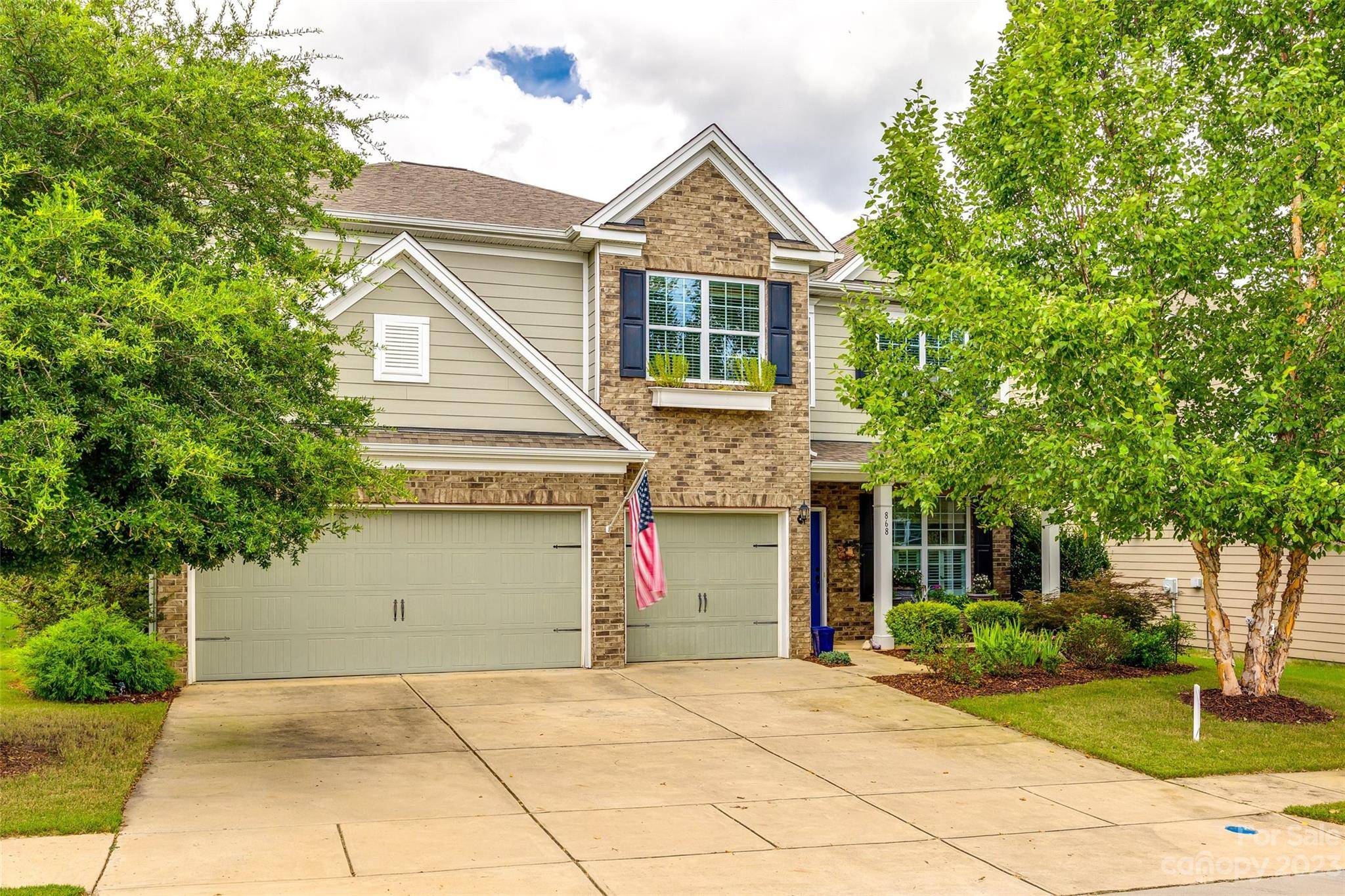 Tega Cay, SC 29708,868 Coralbell WAY