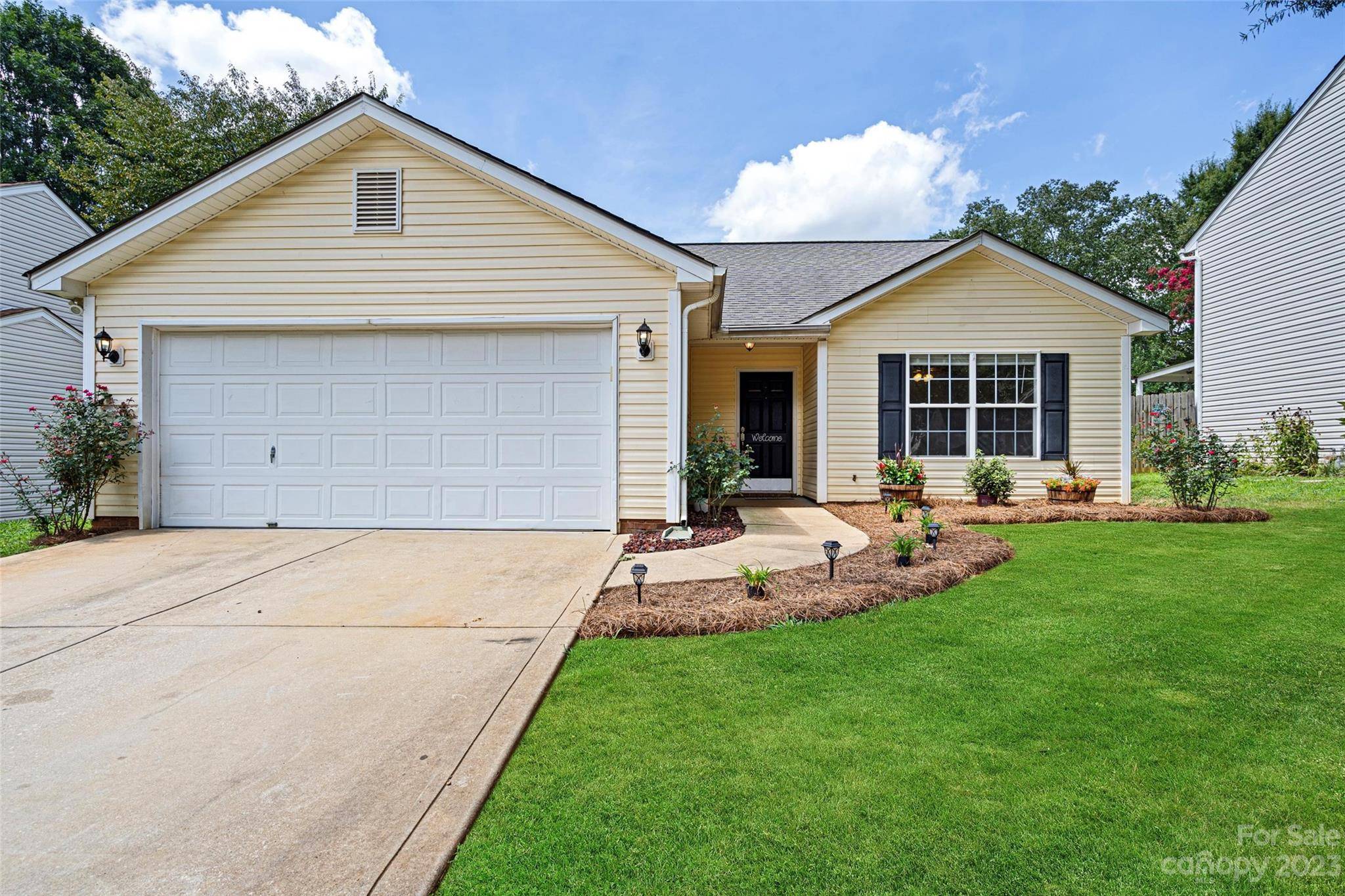 Clover, SC 29710,617 Saratoga DR