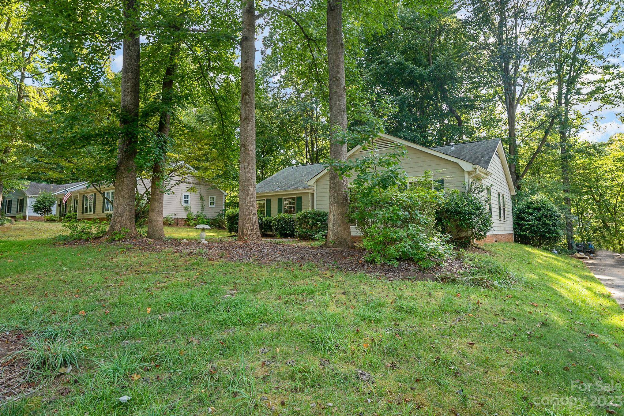 Charlotte, NC 28270,7929 Surreywood PL