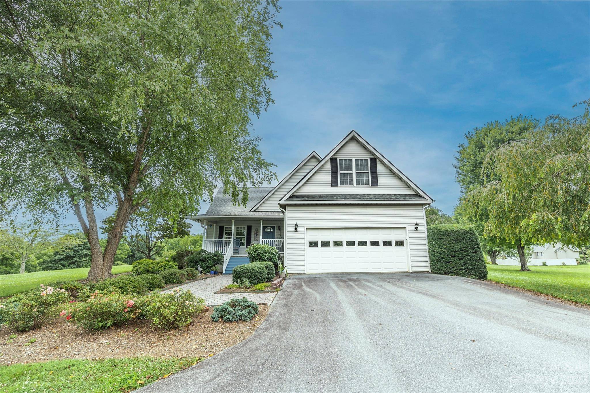 Horse Shoe, NC 28742,78 Kinvara LN